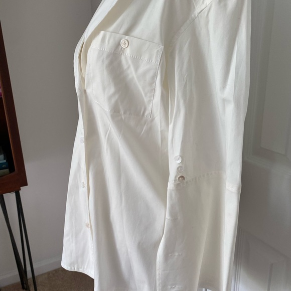 Rosie Assoulin Ivory Collared Button Down with Flared Sleeves & Button Vent Back - Picture 11 of 13